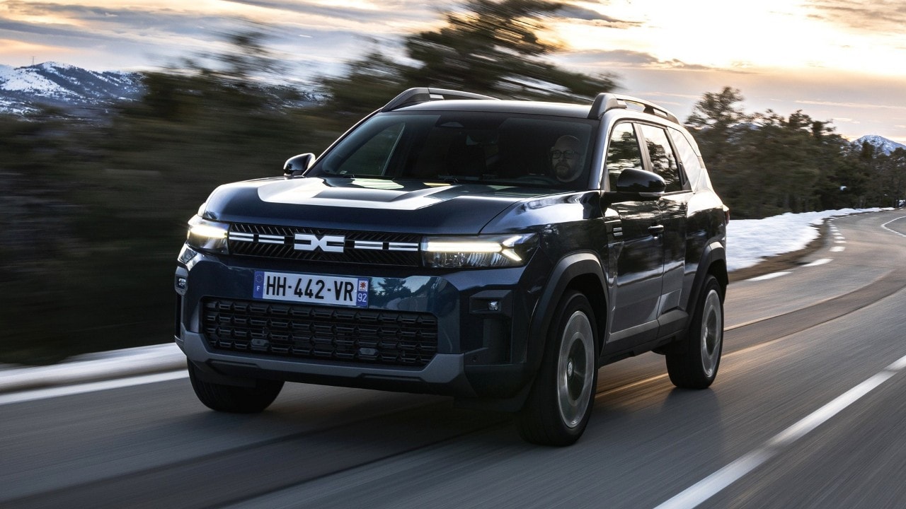 Dacia Bigster, l'ibrida a GPL guadagna l'automatico e sfiora i 1.500 km di autonomia